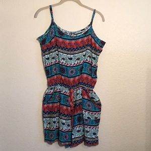 Love by Chelsea - Print Romper - Size M NWOT
